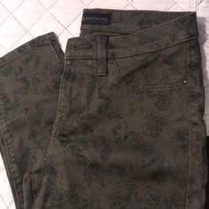 Rock & Republic Jeans Kashmiere Crop